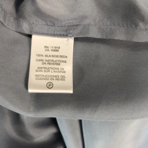 Michael Kors 100% Silk Gray Pleated Blouse Women's 12 Keyhole Neck Long Sleeve - Picture 4 of 10